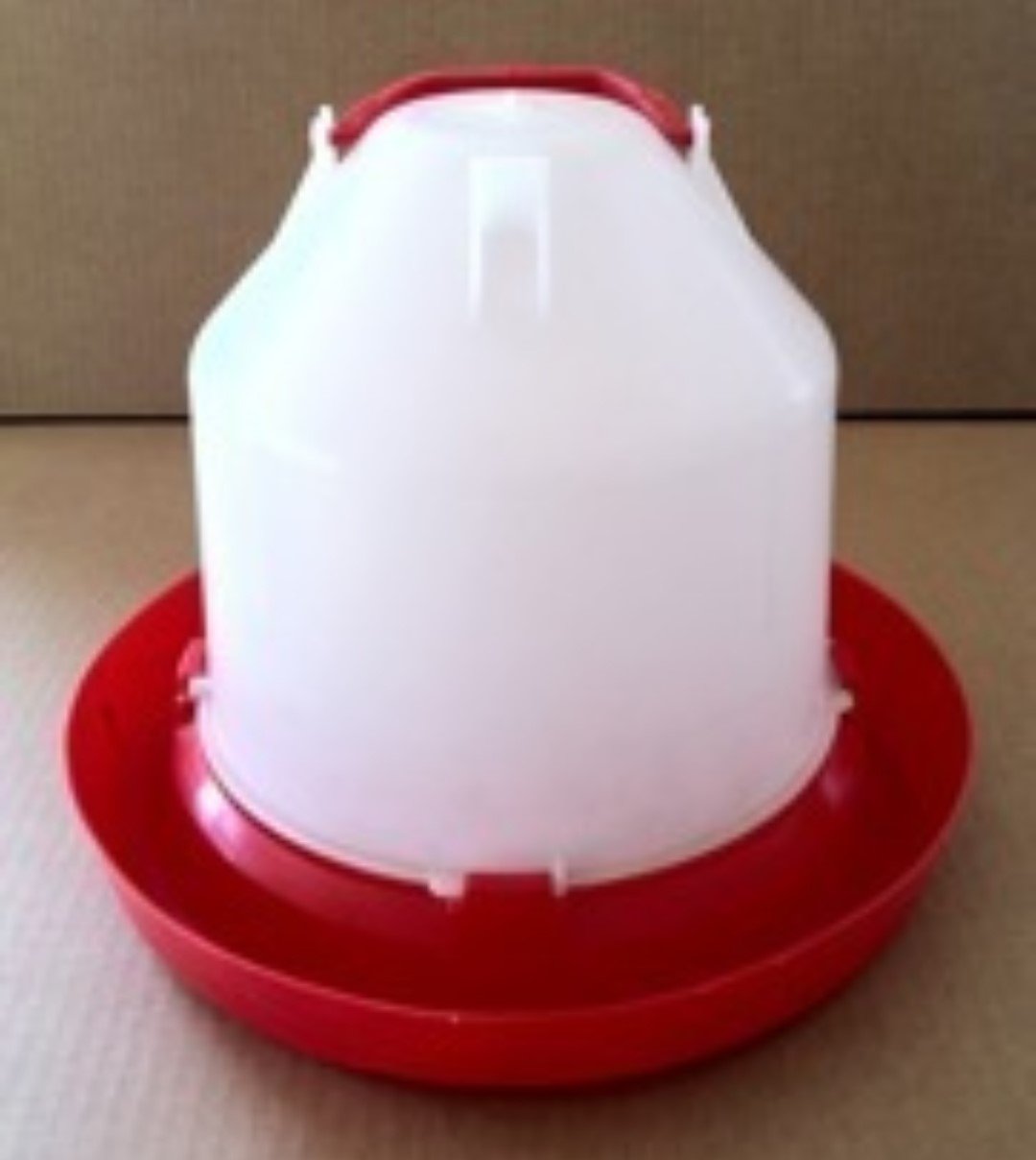 ABREUVOIR MANUEL KOMBO 5L - équipements pour volaille - DEAG Gabon